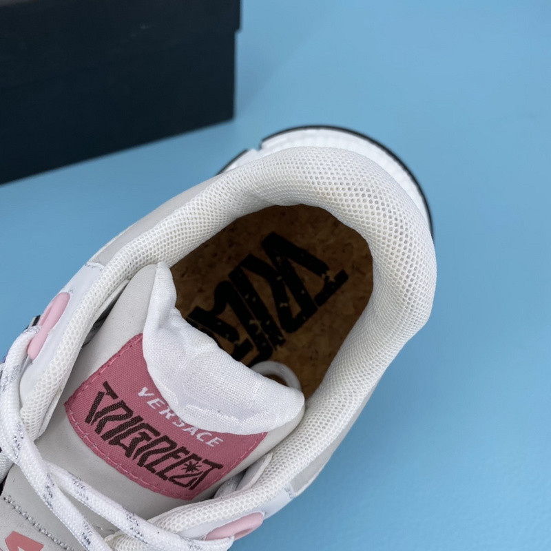 vs chain reaction sneakers